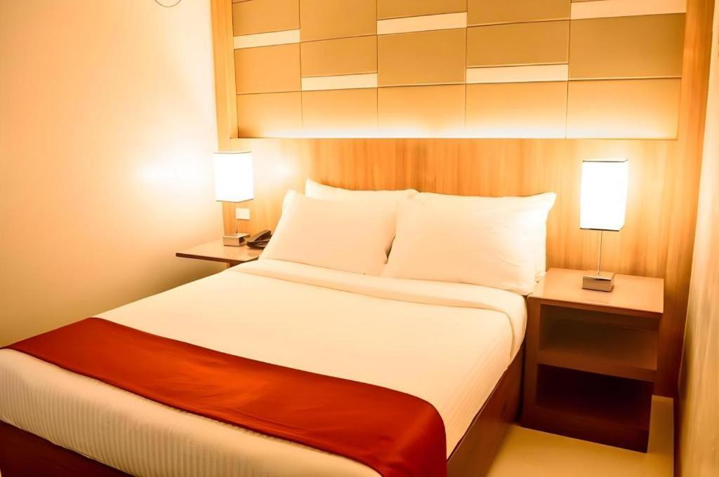 Hotel Veniz - Session Багио Экстерьер фото
