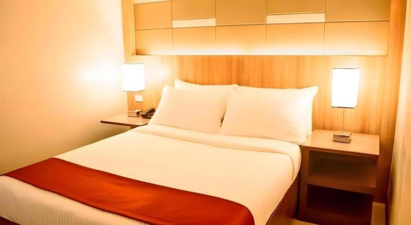 Hotel Veniz - Session Багио Экстерьер фото